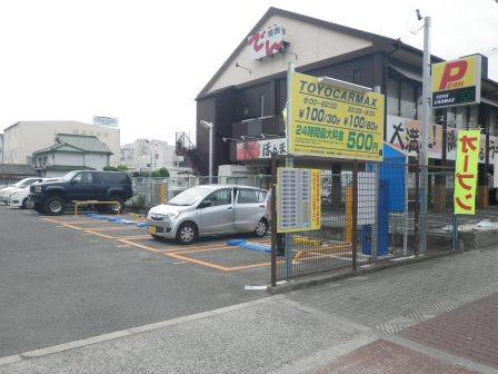 東部市場前駐車場