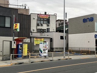 拝島駅前駐車場