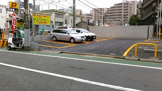 大山金井町第三駐車場