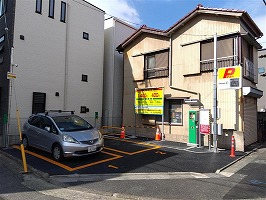 川崎古市場2丁目駐車場